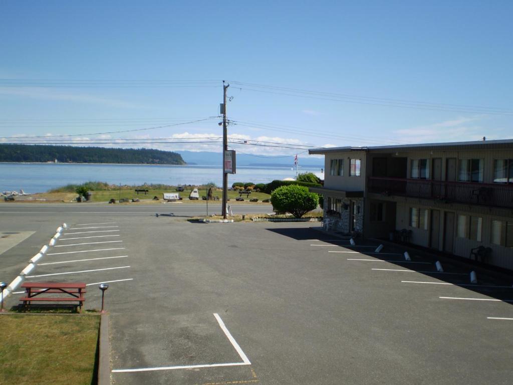 Vista Del Mar Motel Campbell River Habitación foto